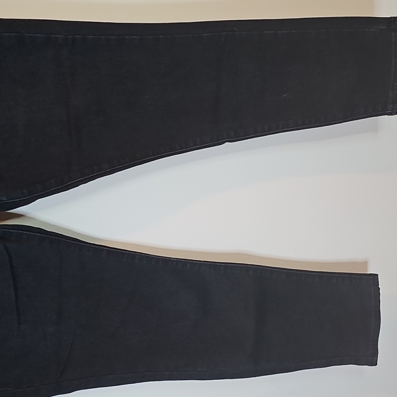 Levi's 711 Women's 34x27 Black Skinny Jeans - Picture 3 of 7